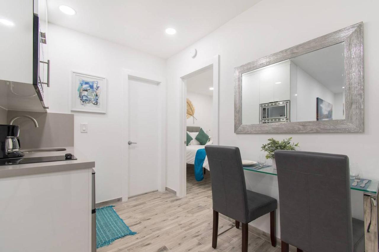 Newly Renovated 1 Bedroom Apt Designer Unit # 3 Dania Beach Eksteriør bilde